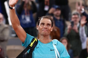 纳达尔重返赛场，重返赛场首场状态出色，切尔西观众沸腾！的简单介绍